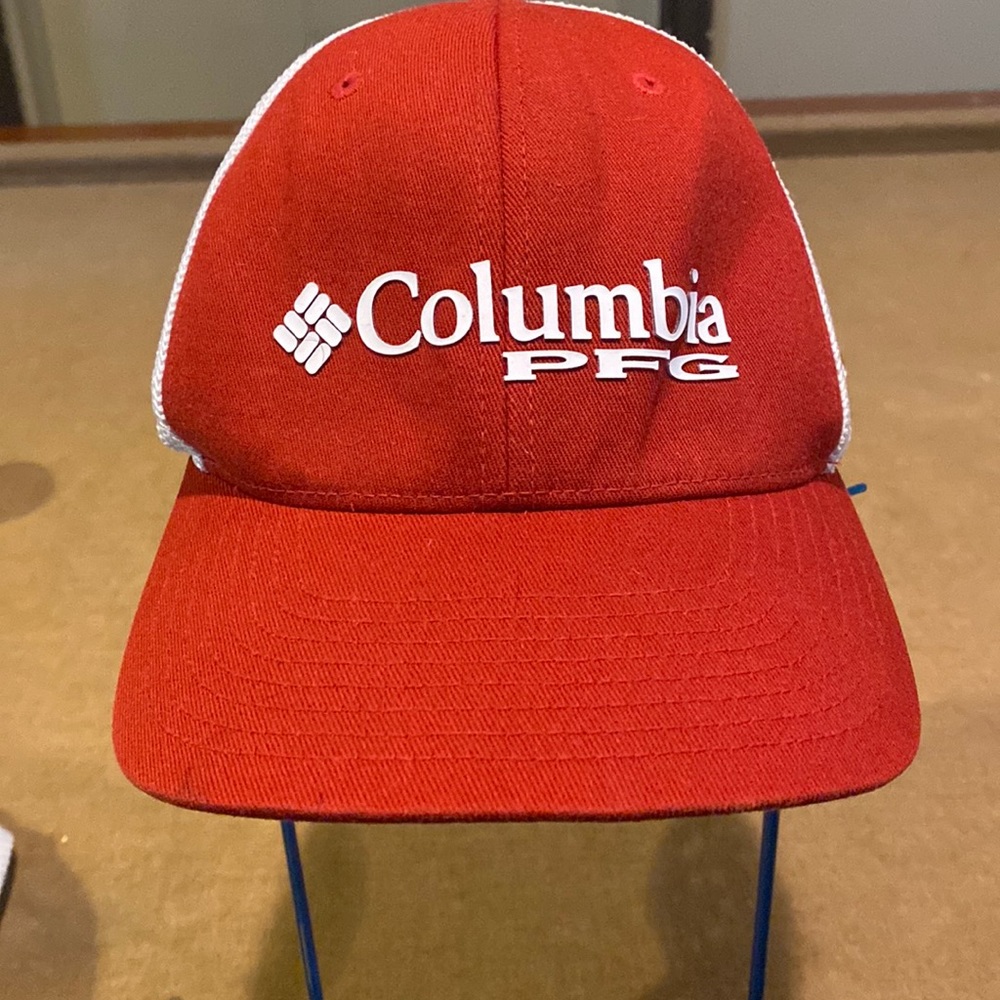 Columbia fitted cap